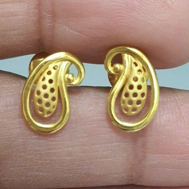 22ct Yellow Gold Flower Design Ladies Stud Earrings 2.1gm