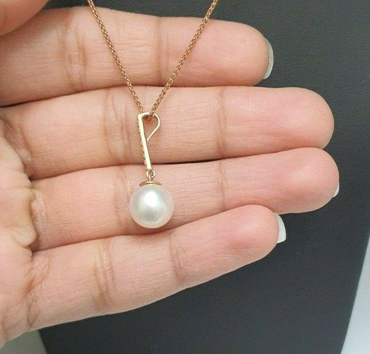 18Carat Rose Gold South Sea Pearl & Diamonds Pendant Necklace 0.08cts