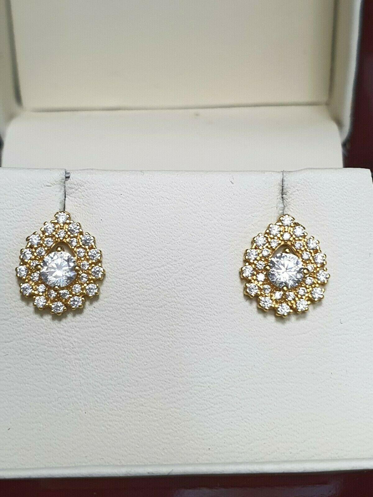 22ct Yellow Gold Round Cubic Zirconia Pear Cluster Stud Earrings