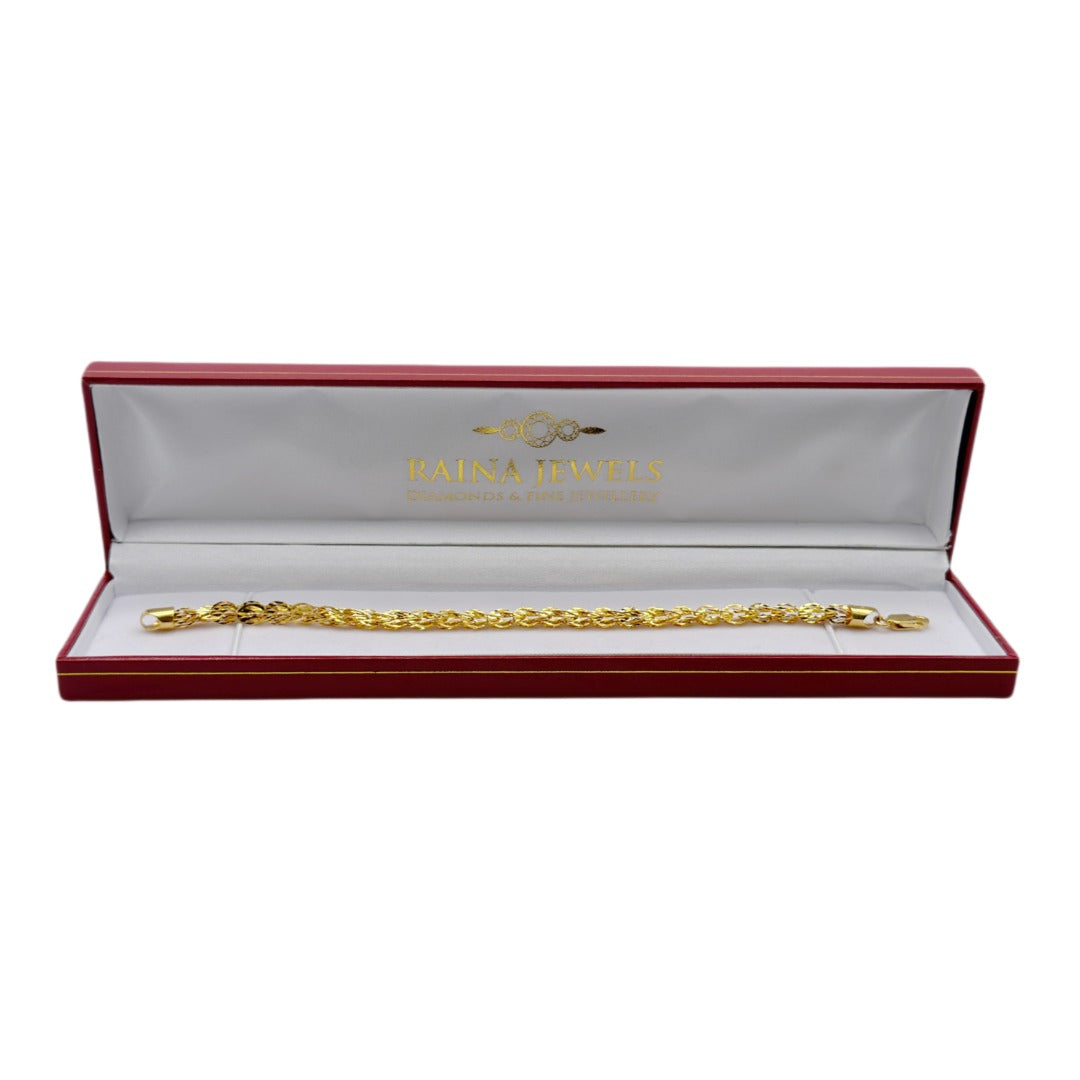 22ct Yellow Gold Ladies Fancy Diamond cut  Bracelet 7.5 inches