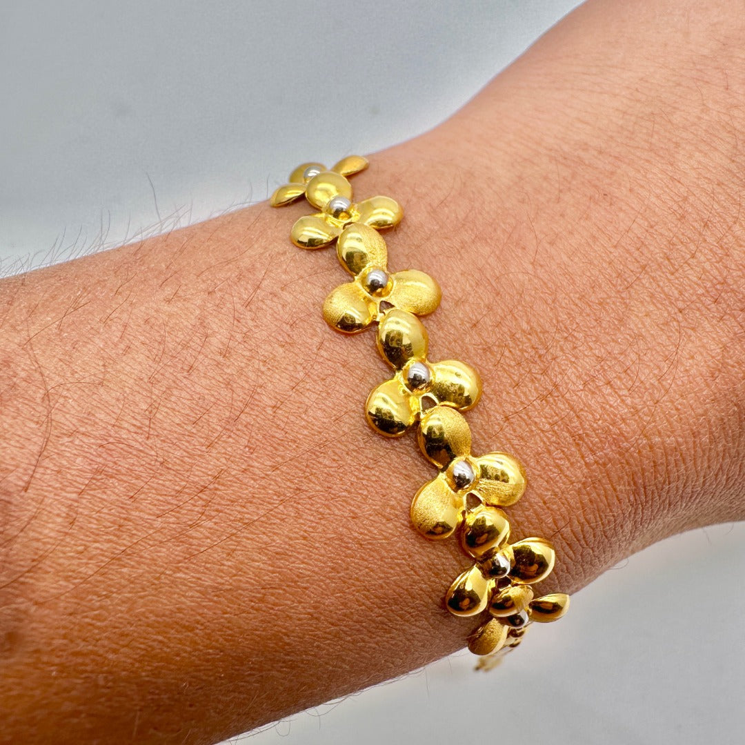 22ct Yellow Solid Gold Ladies Fancy Bi Colour Flower Bracelet