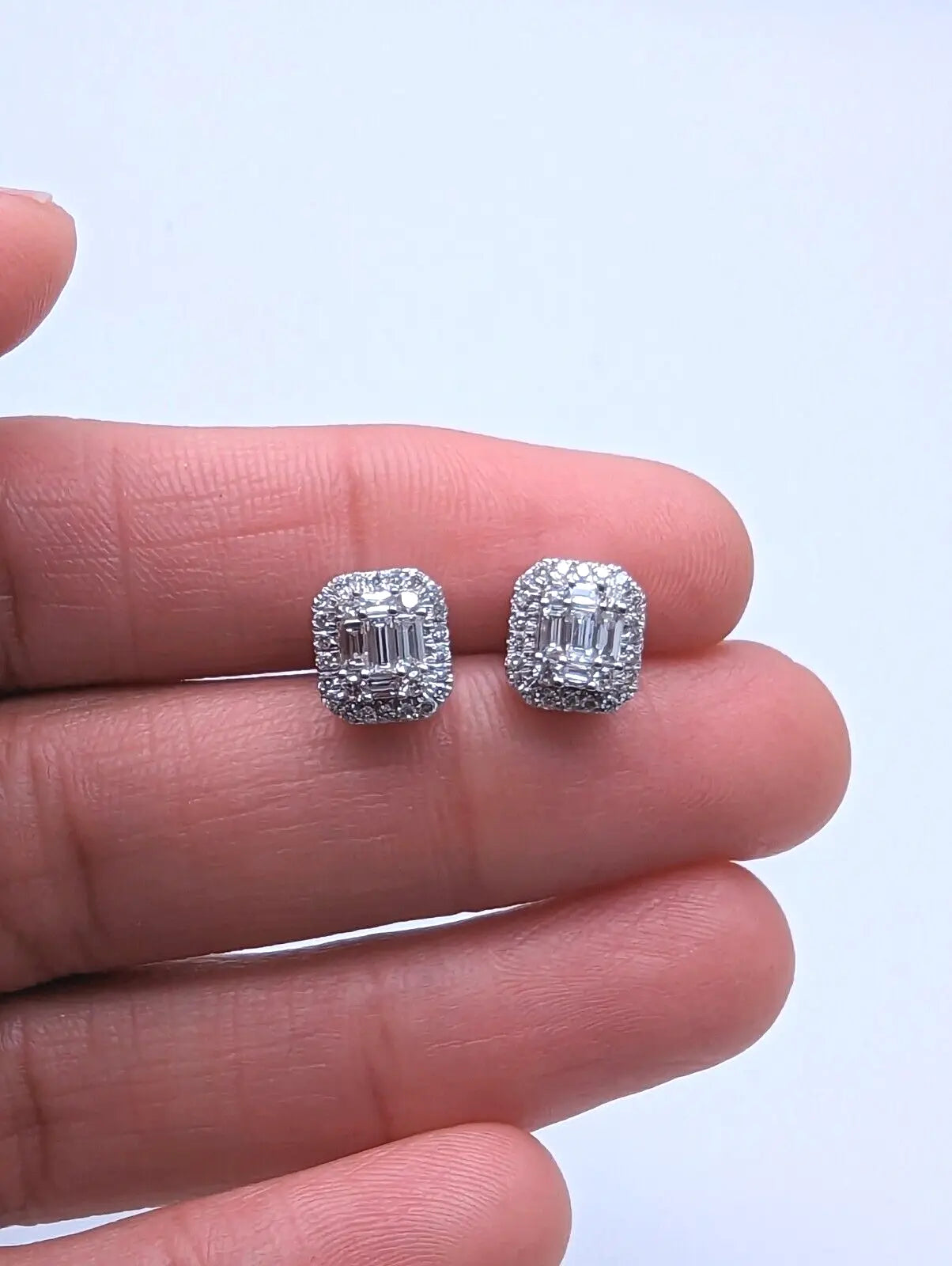 9ct White Gold Natural Diamonds & Baguette Earrings Ear Studs 0.73ct 