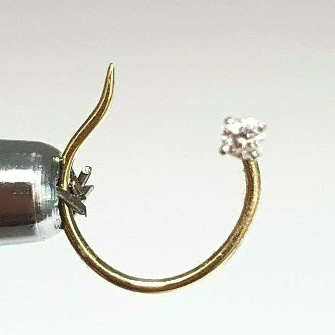 Diamond Nose Stud/Nose Pin 18ct White/Yellow Gold 0.05 Carats 4-Claw Wire 2.3 mm 