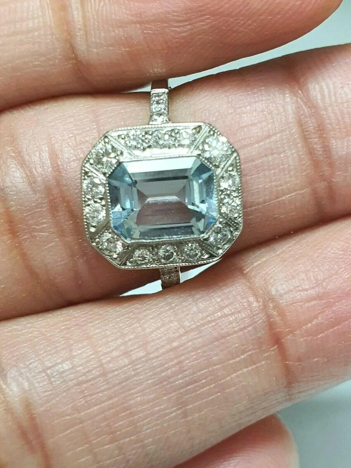Vintage Design Aquamarine & Diamond Platinum Ring 0.20cts Pre-Owned Excellent Condition  Diamond Ring