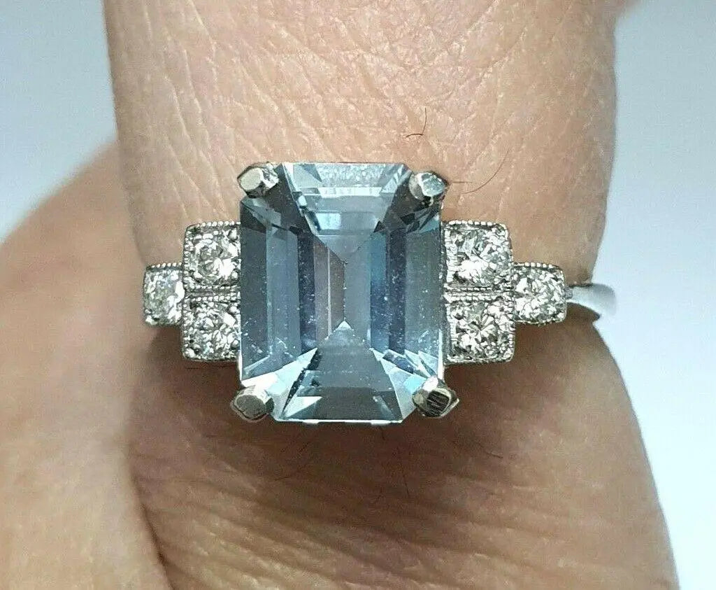 Vintage Design Aquamarine & Diamond Ring 0.35cts Pre-Owned Excellent Condition  Diamond Ring